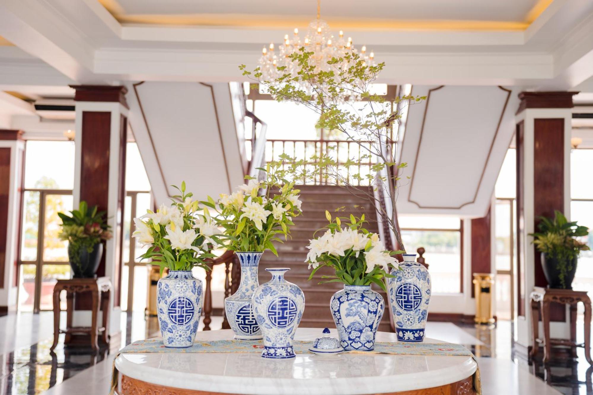 Chuong Duong Hotel My Tho Dış mekan fotoğraf